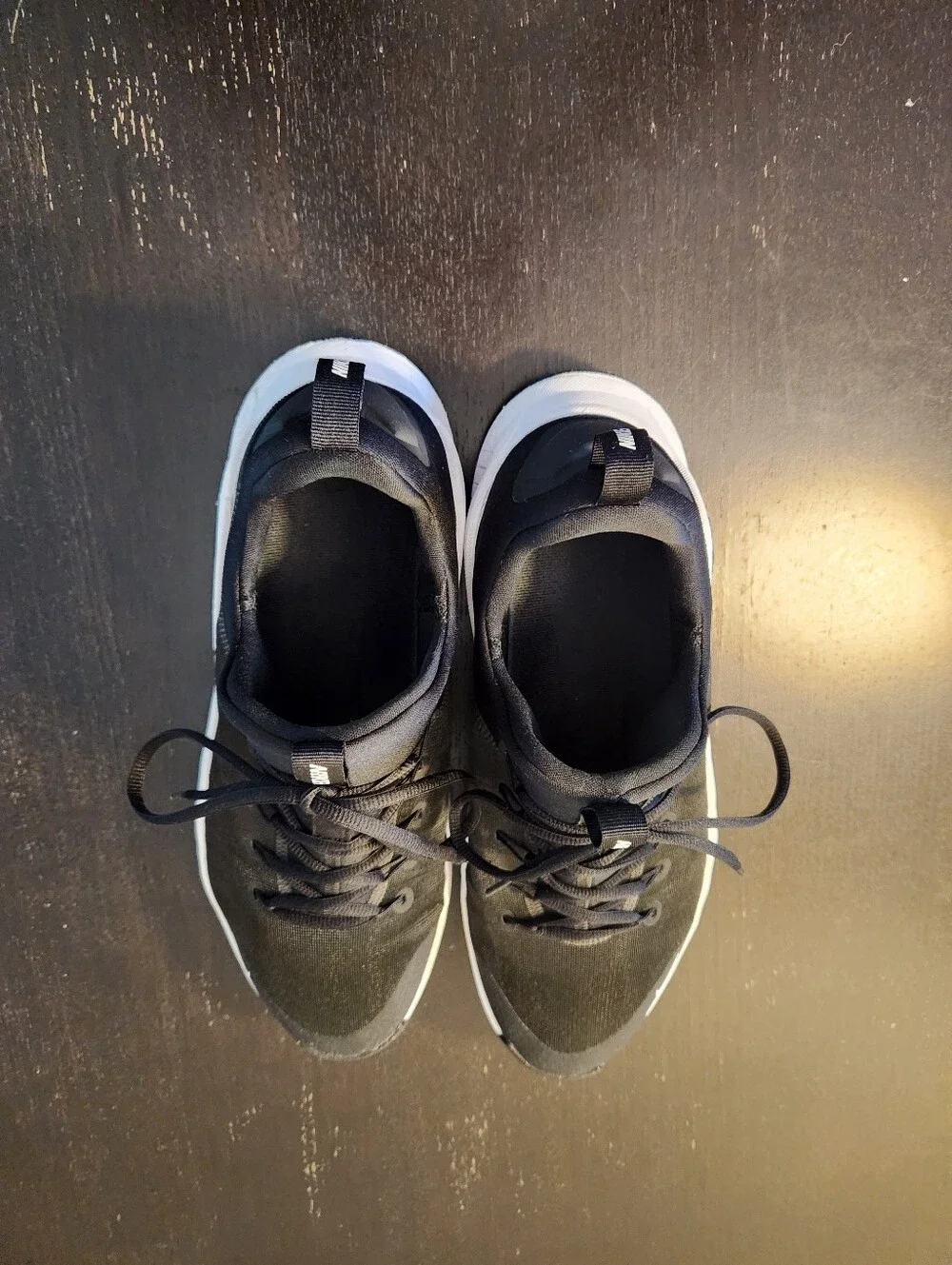 Nike Men’s Black and White Free Metcon